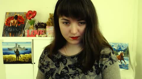 Snapshot of darina_m_ chatting on 02-26-26, 07:29 Darina online show from 02-26-26, 07:29