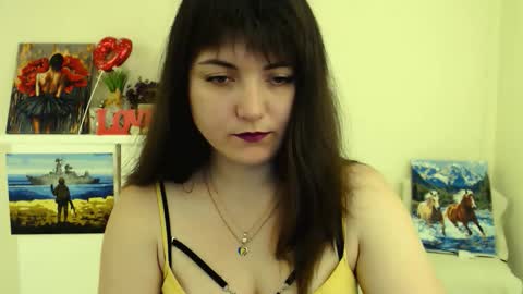 Snapshot of darina_m_ chatting on 02-28-26, 05:30 Darina online show from 02-28-26, 05:30