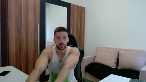 Snapshot of darius_94 chatting on 06-24-26, 09:08 darius_94 online show from 06-24-26, 09:08