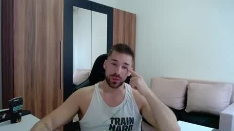 Snapshot of darius_94 chatting on 06-28-26, 04:29 darius_94 online show from 06-28-26, 04:29