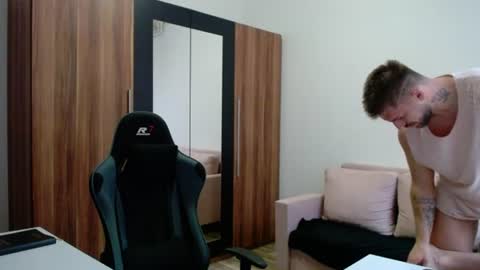 Snapshot of darius_94 chatting on 06-30-26, 04:24 darius_94 online show from 06-30-26, 04:24