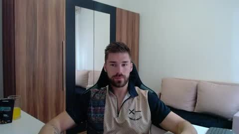 Snapshot of darius_94 chatting on 07-13-26, 05:10 darius_94 online show from 07-13-26, 05:10