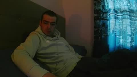 Snapshot of dark377 chatting on 04-11-26, 11:14 dark377 online show from 04-11-26, 11:14