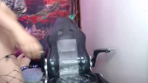 Snapshot of dark_doll5 chatting on 01-16-25, 10:02 dark_doll5 online show from 01-16-25, 10:02