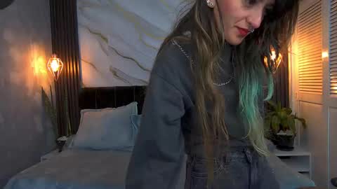 Snapshot of dark_dominika chatting on 05-12-26, 01:08 dark_dominika online show from 05-12-26, 01:08