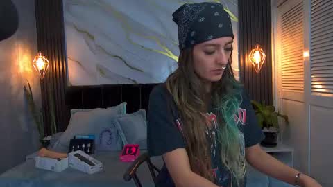Snapshot of dark_dominika chatting on 05-21-26, 01:07 dark_dominika online show from 05-21-26, 01:07