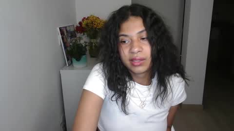 Sofia online show from 01-15-25, 01:34