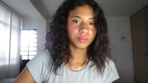 Sofia online show from 10-22-25, 10:09