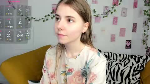 Snapshot of dark_ester chatting on 06-12-26, 10:14 Ester online show from 06-12-26, 10:14