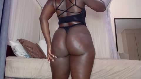 dark_qween online show from 04-10-26, 06:07