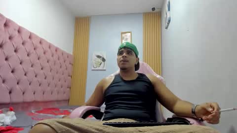 darkalphax01 online show from 12-18-25, 02:17