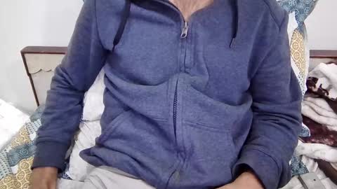 just a guy online show from 12-19-25, 06:37