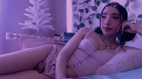  Candy   online show from 11-17-25, 05:19