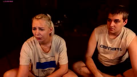 Snapshot of darkdominlust chatting on 09-16-25, 09:27 Ann and Leo online show from 09-16-25, 09:27