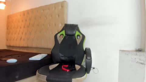 darkknightx01 online show from 03-13-26, 01:34