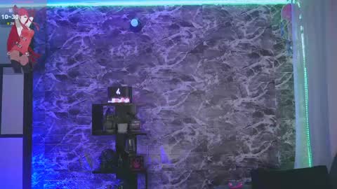 Snapshot of darkly_waxx chatting on 05-29-26, 03:43 New account. Help me reach 100 thumbs up online show from 05-29-26, 03:43