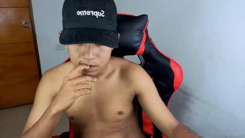 darknigthx online show from 04-06-26, 03:15