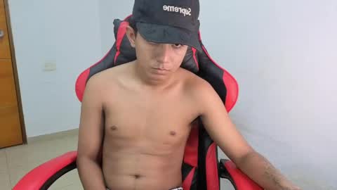 darknigthx online show from 04-15-26, 12:28