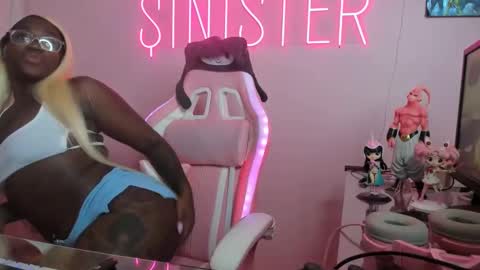 Snapshot of darksinngirl chatting on 10-15-25, 05:29 OF DarkSinnOF  online show from 10-15-25, 05:29