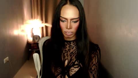 HAPPY BIRTHDAY MISTRESS MADRIANA online show from 02-17-26, 05:19