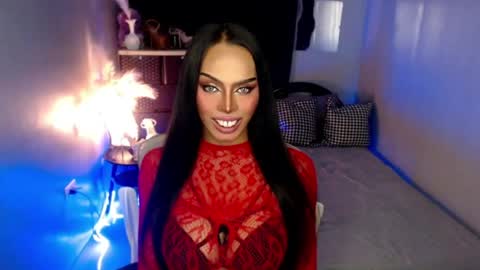 Snapshot of darksoul_mistress chatting on 06-30-26, 06:20 HAPPY BIRTHDAY MISTRESS MADRIANA online show from 06-30-26, 06:20