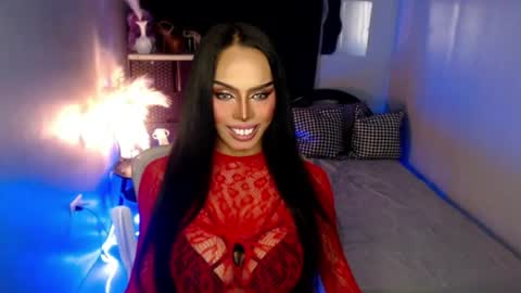 Snapshot of darksoul_mistress chatting on 07-05-26, 09:05 HAPPY BIRTHDAY MISTRESS MADRIANA online show from 07-05-26, 09:05