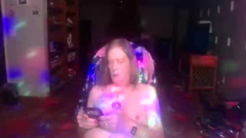 darla_darling1222101 online show from 04-29-26, 09:02