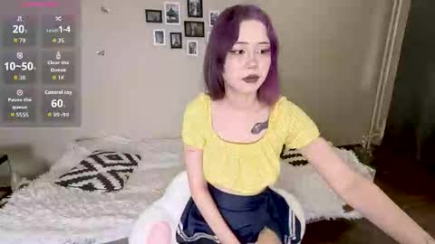 Snapshot of darling_nora chatting on 10-10-25, 10:03 darling_nora online show from 10-10-25, 10:03