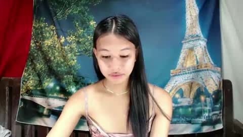 Snapshot of darling_sweetheartxx chatting on 02-11-26, 07:13 YOUR ATHENA online show from 02-11-26, 07:13