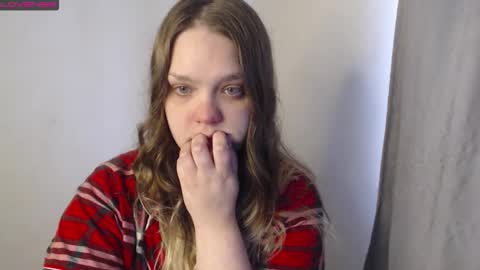 Snapshot of darling_tony18 chatting on 09-18-25, 11:45 darling_tony18 online show from 09-18-25, 11:45