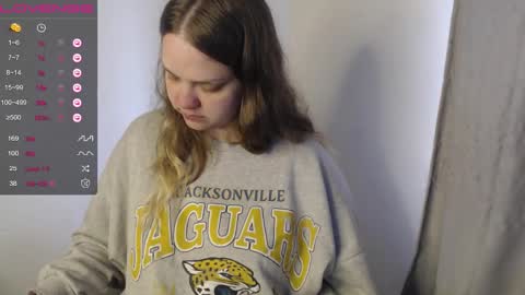 Snapshot of darling_tony18 chatting on 09-23-25, 01:36 darling_tony18 online show from 09-23-25, 01:36