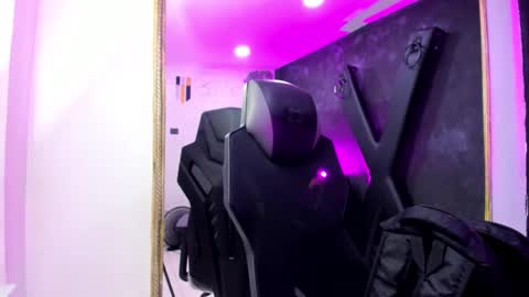 Darling online show from 11-17-25, 12:55