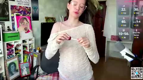Snapshot of darlingdarinka chatting on 07-12-26, 04:58 D online show from 07-12-26, 04:58
