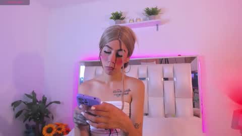 darlyn_tenderhot__ online show from 03-28-26, 08:52
