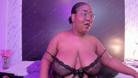  Darnell Queen online show from 09-16-25, 04:02