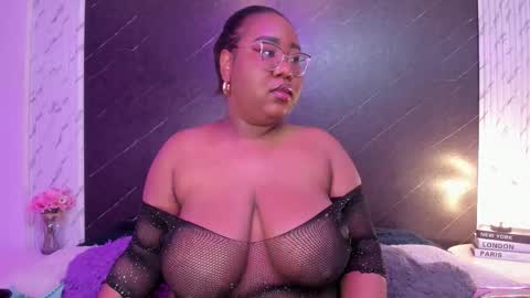  Darnell Queen online show from 10-21-25, 03:51