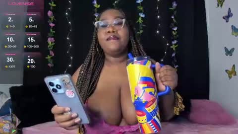 Snapshot of darnellqueen chatting on 07-31-26, 02:11 Darnell Queen online show from 07-31-26, 02:11
