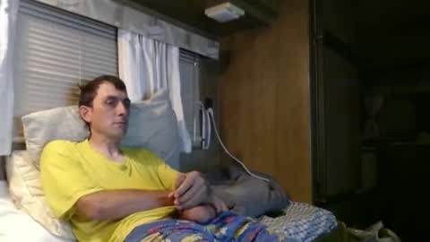 Snapshot of darrin05724918 chatting on 10-07-25, 10:40 darrin05724918 online show from 10-07-25, 10:40