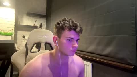 Snapshot of dartallo chatting on 07-22-26, 08:55 dartallo online show from 07-22-26, 08:55
