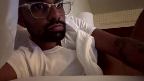 Snapshot of darthmeatxxx chatting on 01-07-26, 02:47 BigDick420 online show from 01-07-26, 02:47