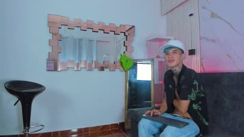 darwin_ggh online show from 12-17-25, 07:03