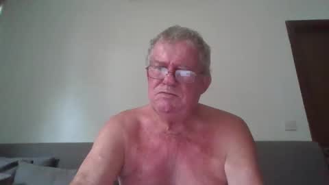 darwincock online show from 04-29-26, 02:26