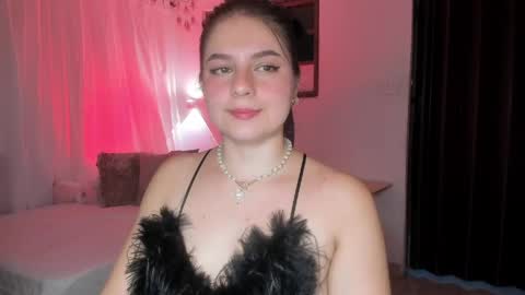 Snapshot of dashanovikov chatting on 05-25-26, 01:44 Dasha online show from 05-25-26, 01:44