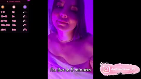 Snapshot of dashanovikov chatting on 07-09-26, 12:31 Dasha online show from 07-09-26, 12:31