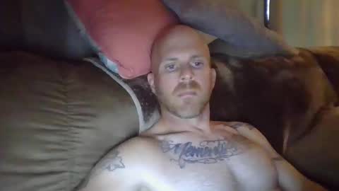 Snapshot of dave8404 chatting on 10-30-25, 03:24 Dave online show from 10-30-25, 03:24