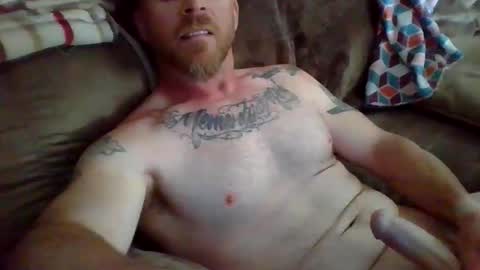 Snapshot of dave8404 chatting on 06-08-26, 11:32 Dave online show from 06-08-26, 11:32