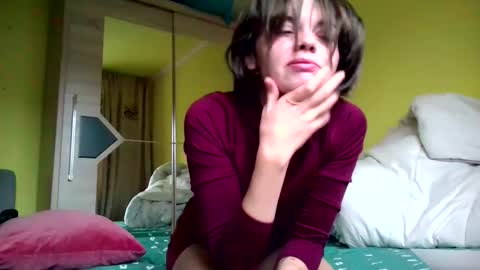 Snapshot of dave_cassie chatting on 11-10-25, 08:13 Cassie and Dave online show from 11-10-25, 08:13