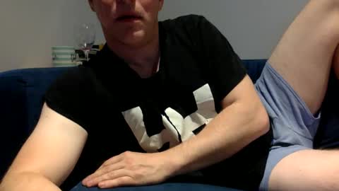 daveb709709709 online show from 11-10-25, 02:54