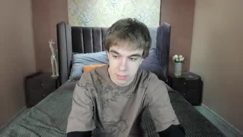 Snapshot of davebevy chatting on 06-14-26, 07:27 Dave online show from 06-14-26, 07:27