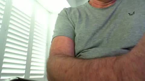 Snapshot of davesu12345 chatting on 02-03-26, 11:48 davesu12345 online show from 02-03-26, 11:48